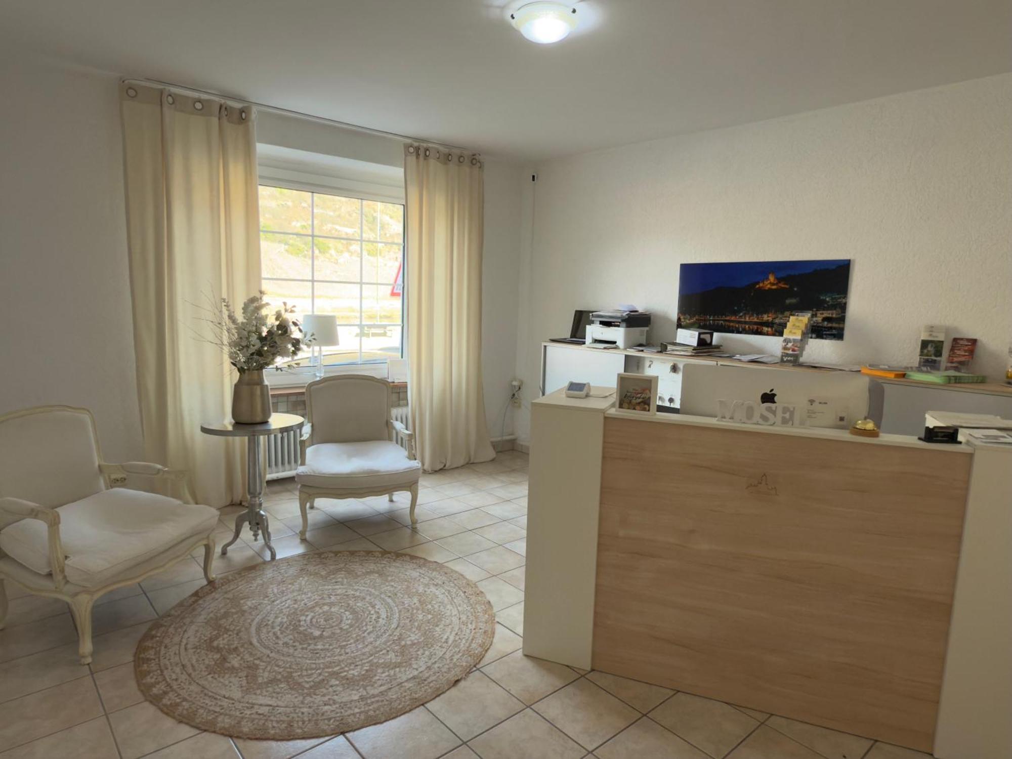 Hotel "Zur Schoenen Aussicht" コッヘム エクステリア 写真