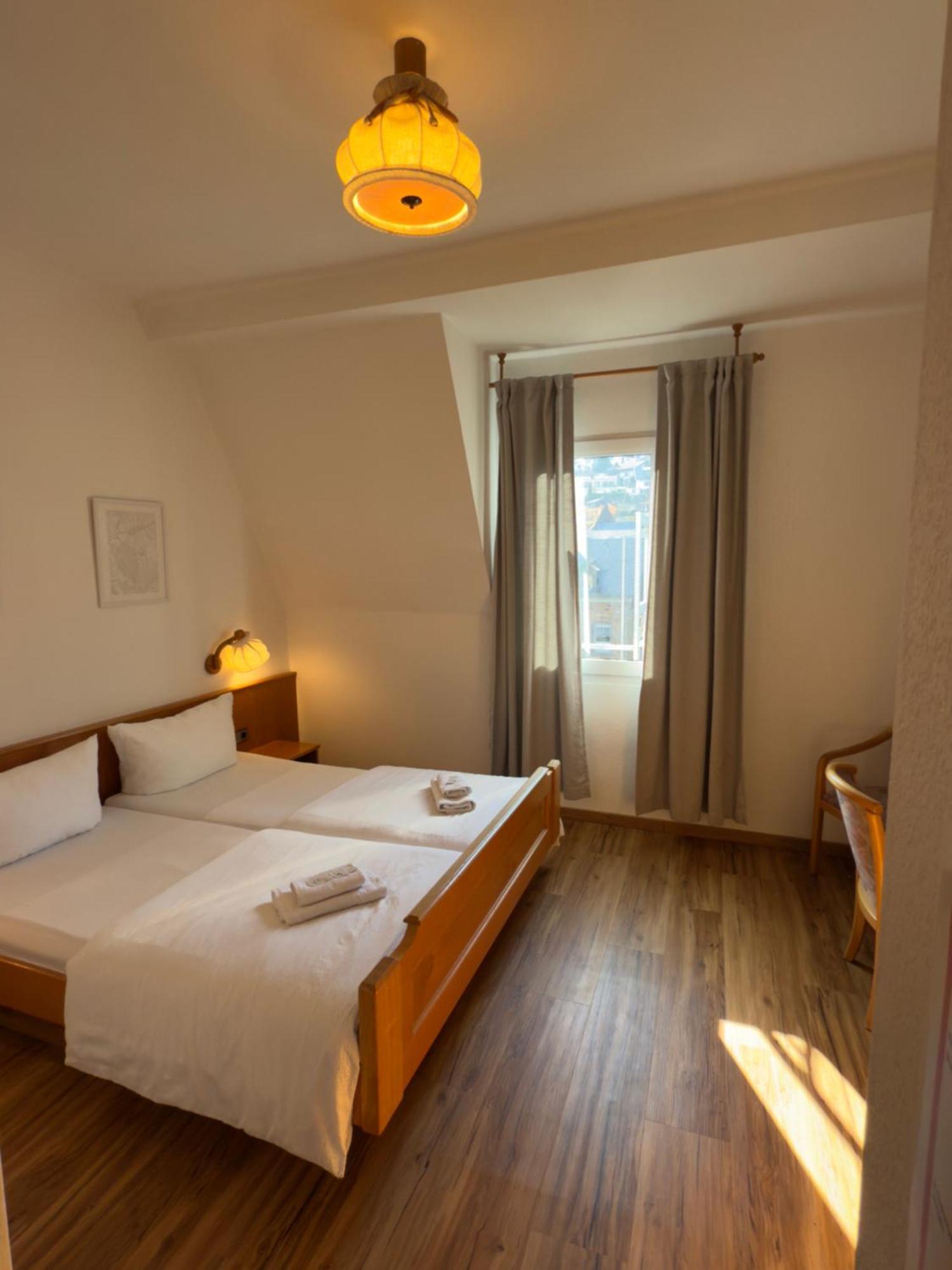 Hotel "Zur Schoenen Aussicht" コッヘム エクステリア 写真