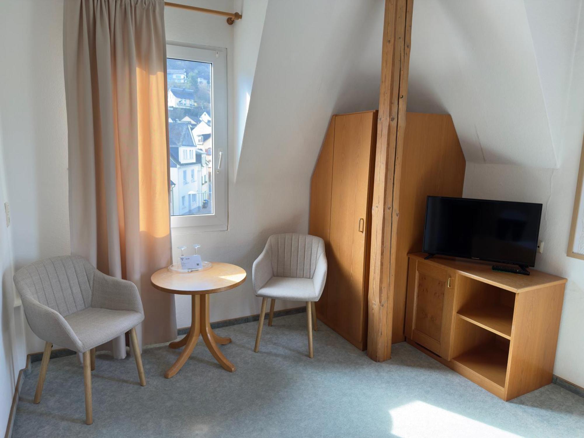 Hotel "Zur Schoenen Aussicht" コッヘム エクステリア 写真